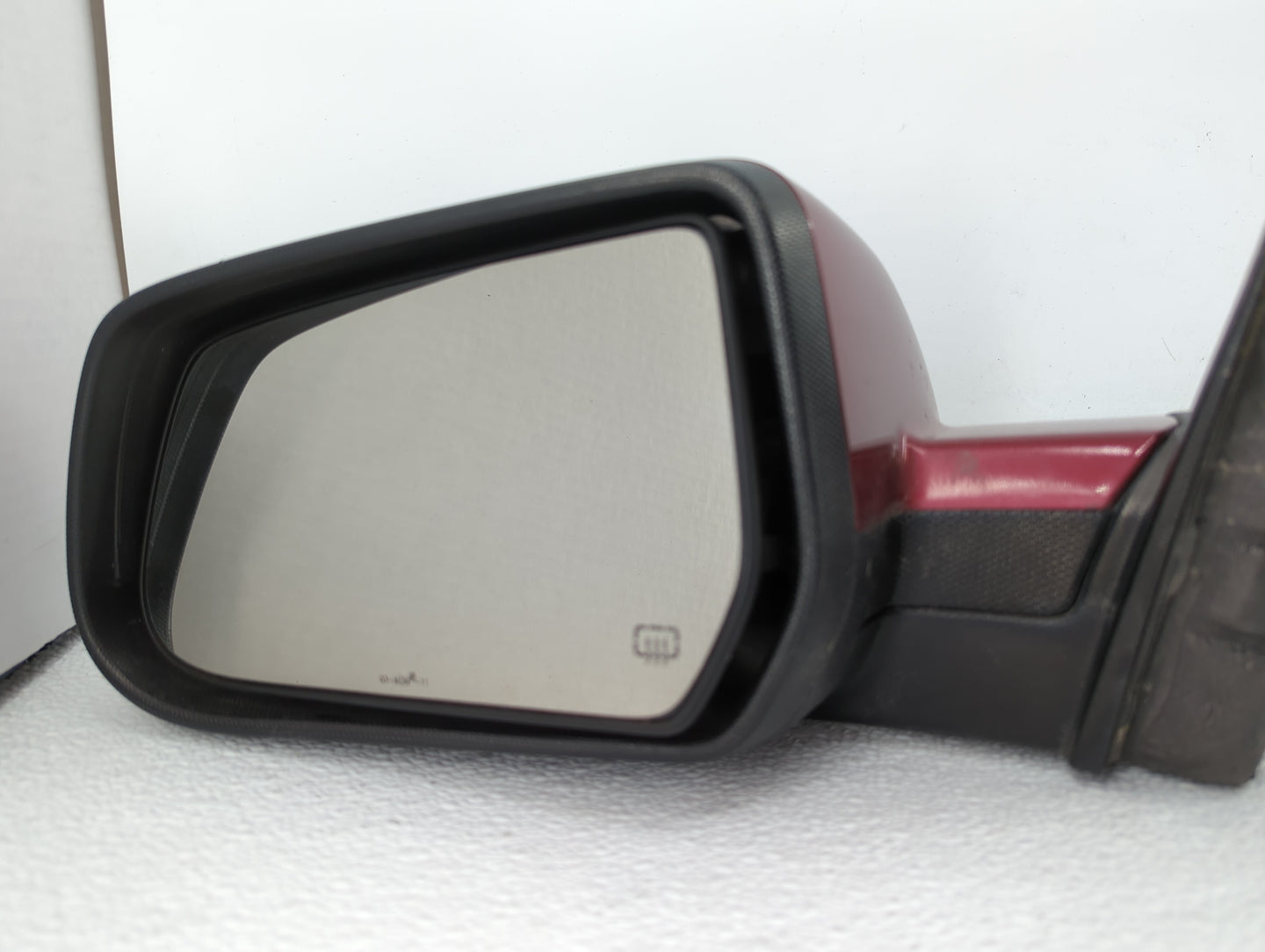 2010-2011 Chevrolet Equinox Driver Side View Mirror - Left Door Mirror OEM Used - Oemusedautoparts1.com