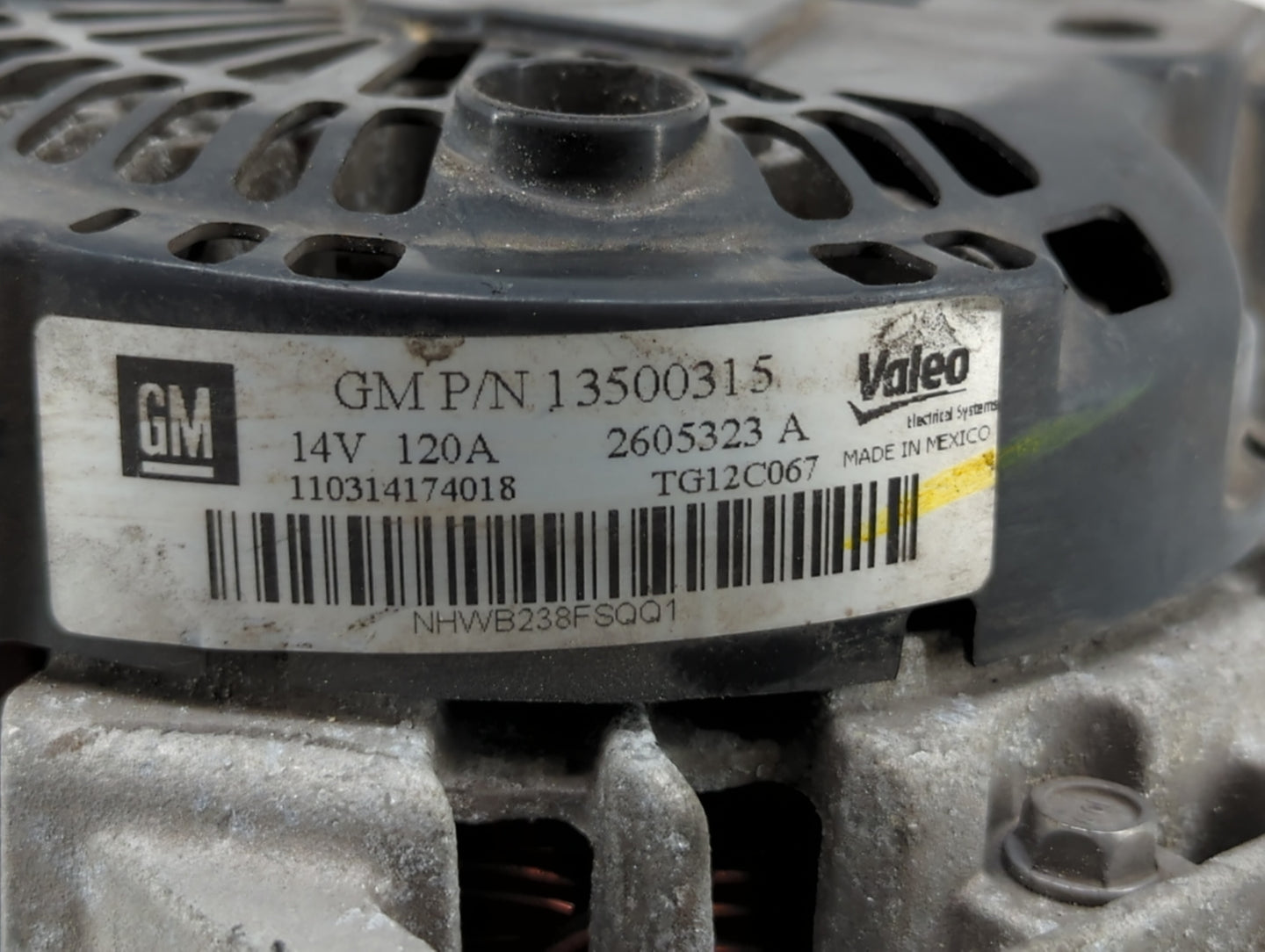 2010-2017 Chevrolet Equinox Alternator Replacement Generator Charging Assembly Engine OEM P/N:13500315 13588328 Fits OEM Use