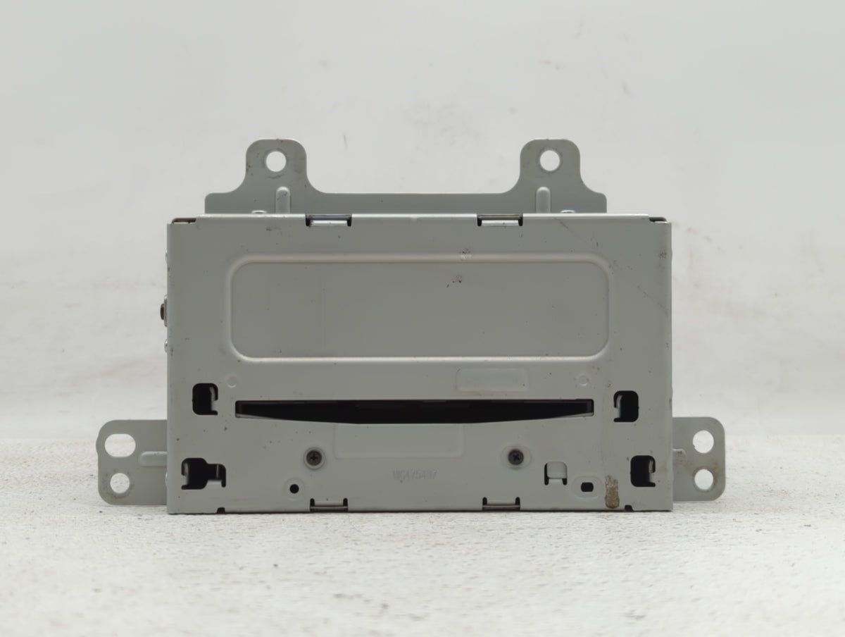 2011-2012 Chevrolet Equinox Am Fm Cd Player Radio Receiver 408740 - Oemusedautoparts1.com