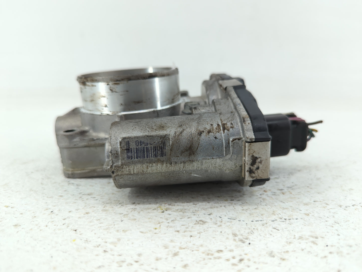 2010-2011 Chevrolet Equinox Throttle Body P/N:871AA 668AA, 186AA Fits Fits 2007 2008 2009 2010 2011 2012 OEM Used Auto Parts