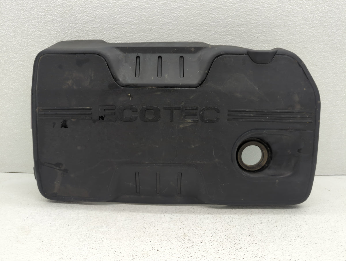 2011 Chevrolet Equinox Engine Cover Black - Oemusedautoparts1.com