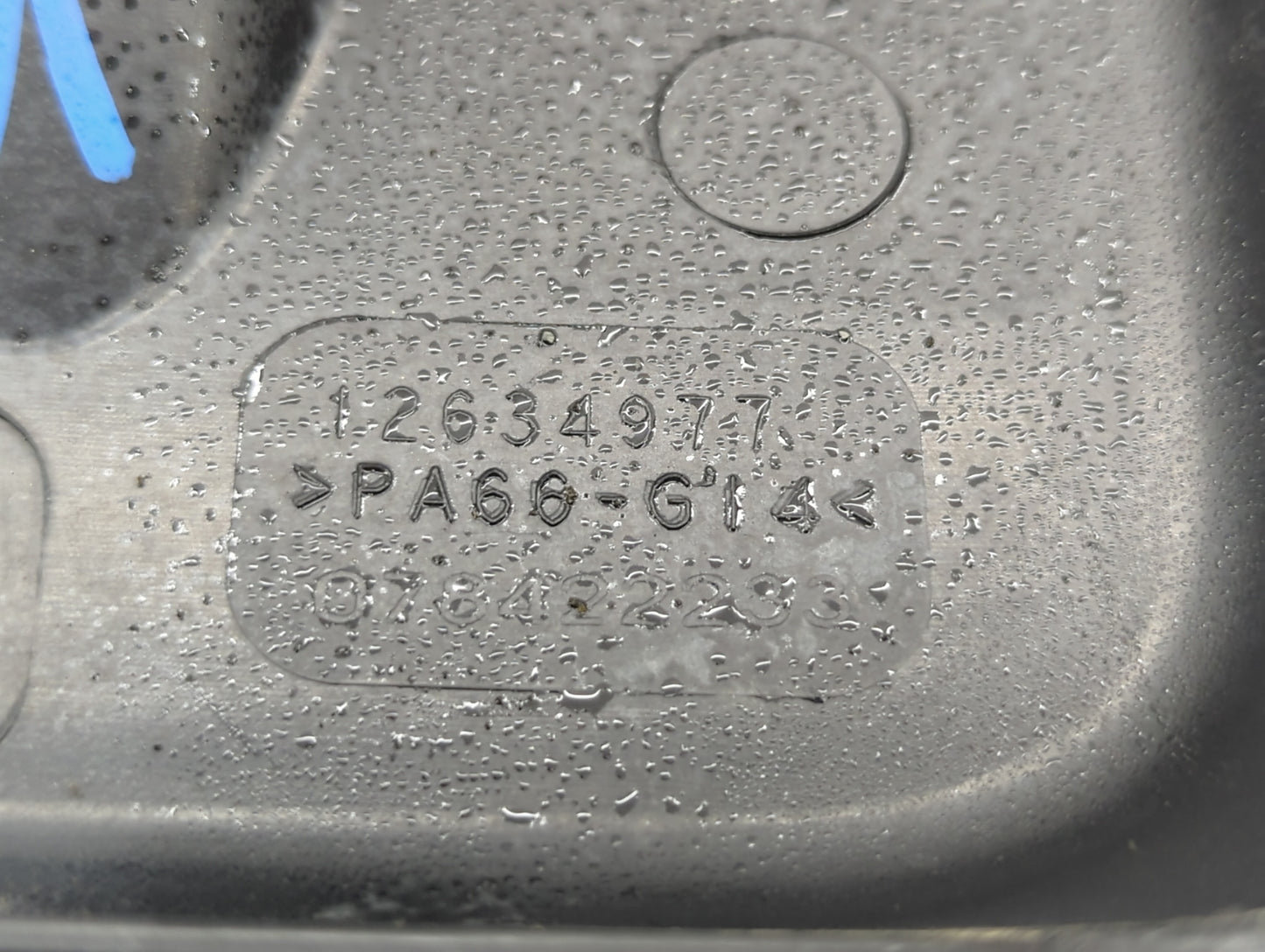 2011 Chevrolet Equinox Engine Cover Black - Oemusedautoparts1.com