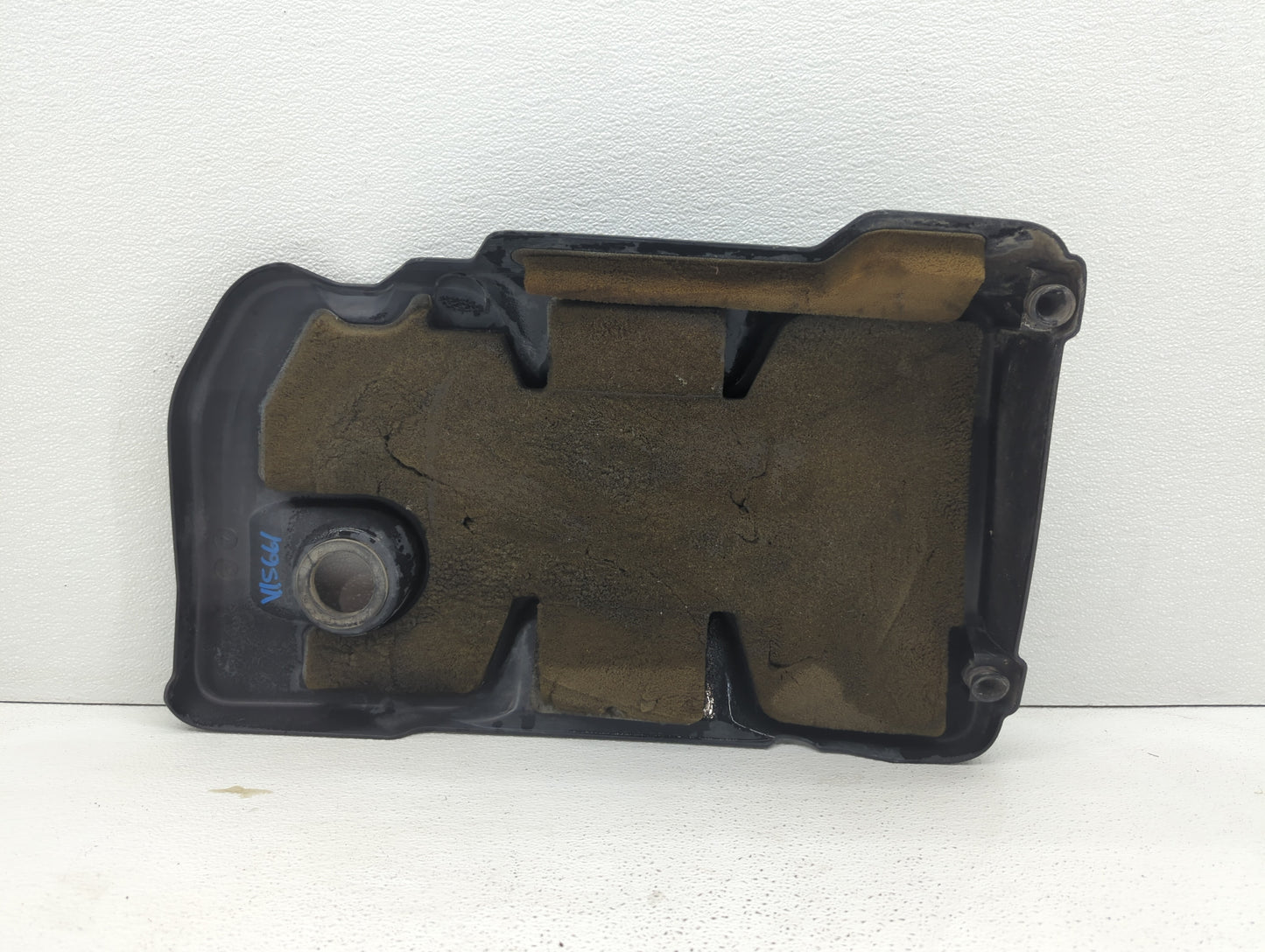 2011 Chevrolet Equinox Engine Cover Black - Oemusedautoparts1.com