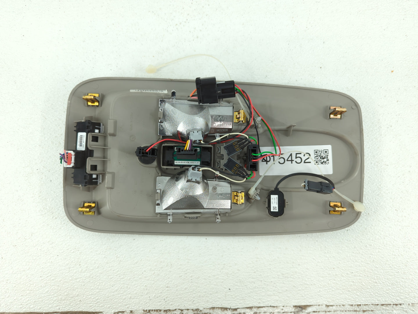2010-2011 Chevrolet Equinox Overhead Roof Console Interior Dome Light - Oemusedautoparts1.com
