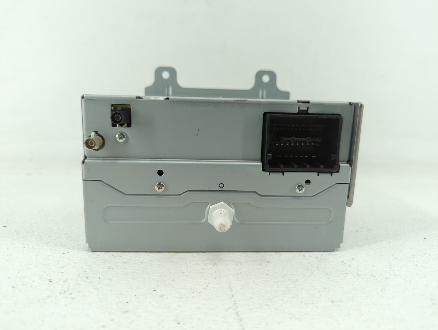 2011-2012 Chevrolet Equinox Radio AM FM Cd Player Receiver Replacement P/N:20983517 22870782 Fits Fits 2010 2011 2012 OEM Us