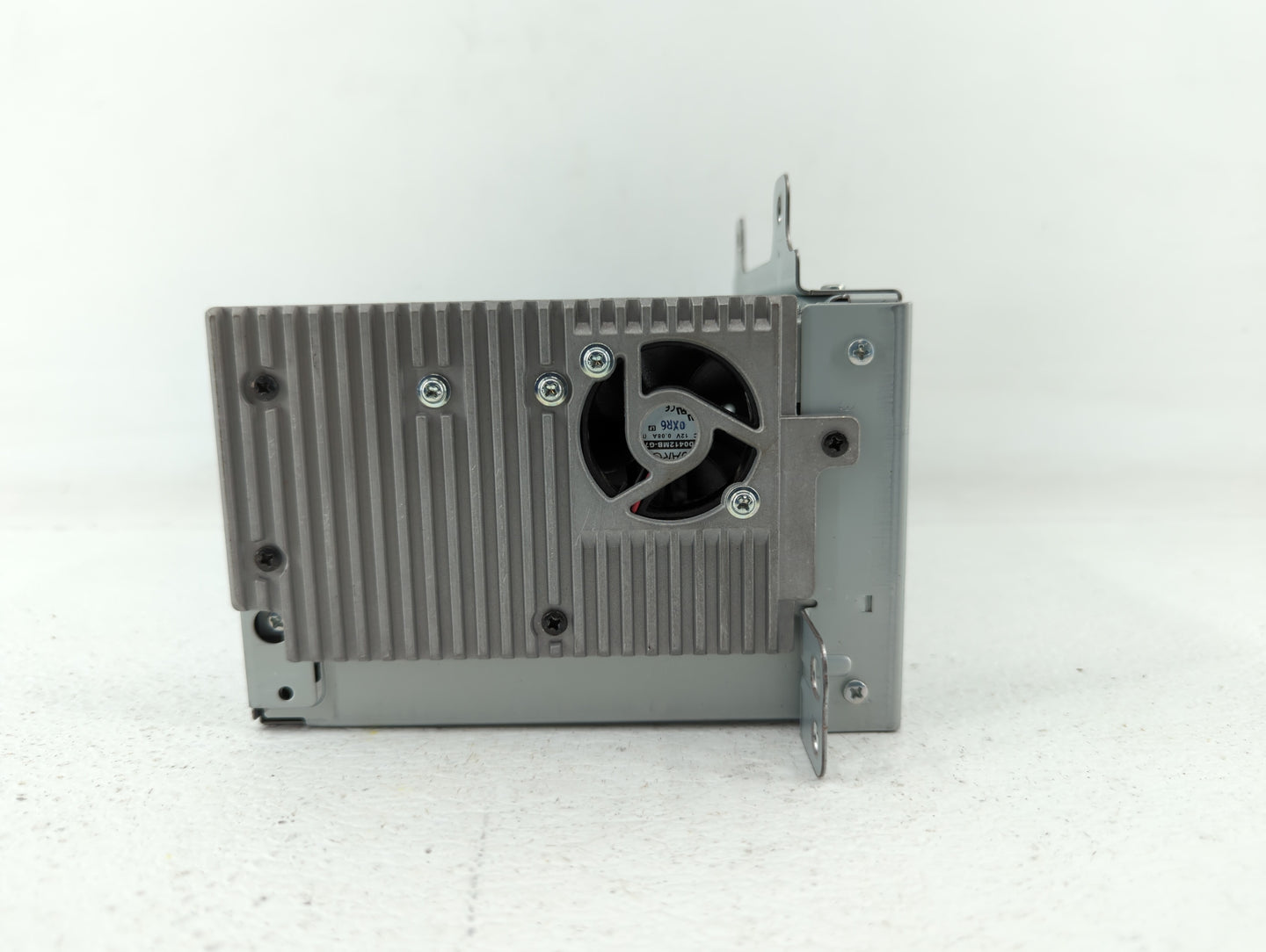 2011-2012 Chevrolet Equinox Radio AM FM Cd Player Receiver Replacement P/N:20983517 22870782 Fits Fits 2010 2011 2012 OEM Us