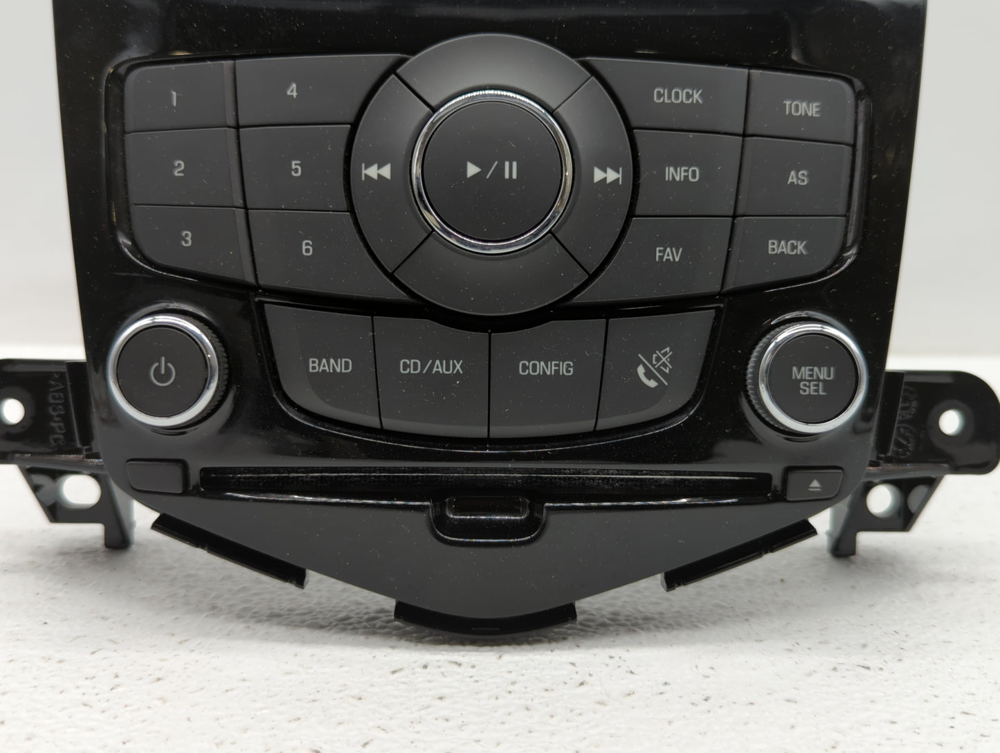 2011-2012 Chevrolet Equinox Radio Control Panel - Oemusedautoparts1.com
