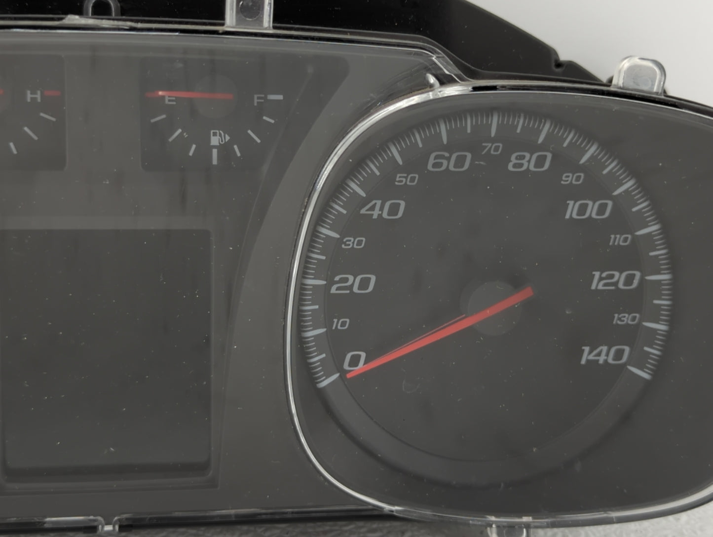 2011 Chevrolet Equinox Instrument Cluster Speedometer Gauges P/N:22783663 20978081, 20978079, 22783661 Fits OEM Used Auto Pa