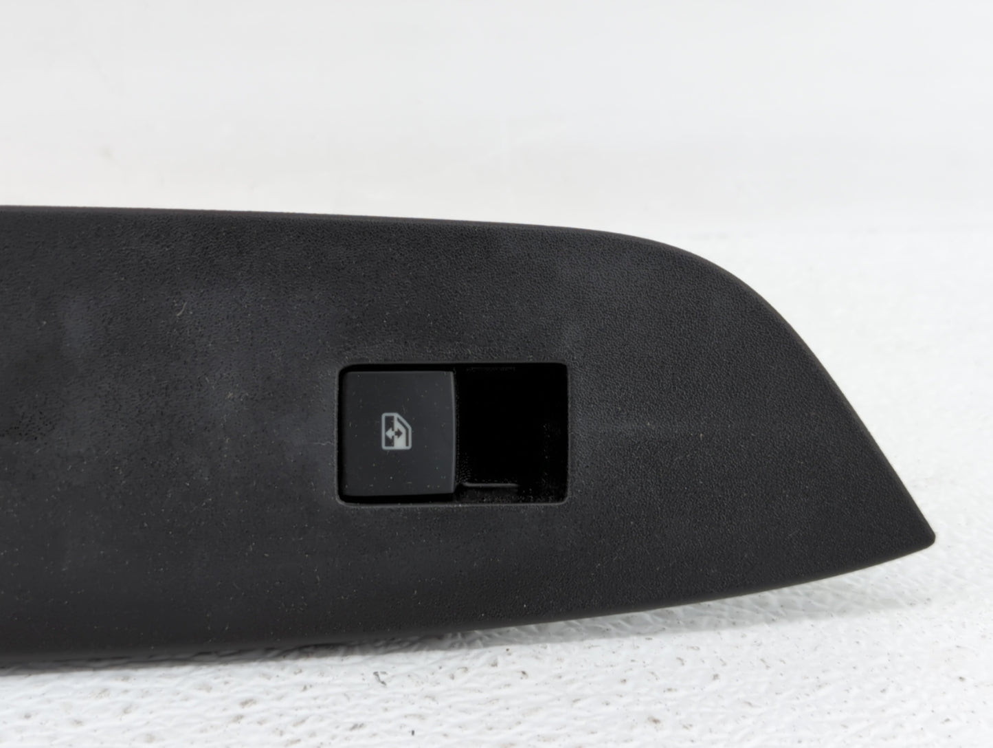 2011 Chevrolet Equinox Passenger Right Power Window Switch 13305370 - Oemusedautoparts1.com