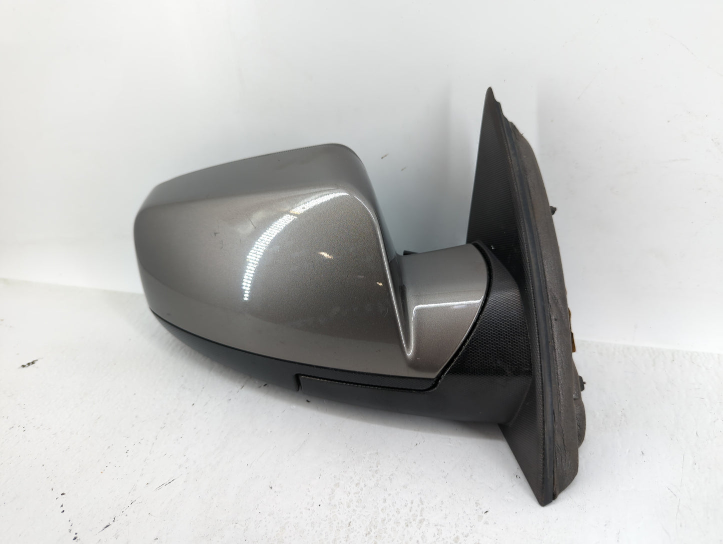 2010-2011 Chevrolet Equinox Passenger Side View Mirror - Right Door Mirror OEM Used - Oemusedautoparts1.com