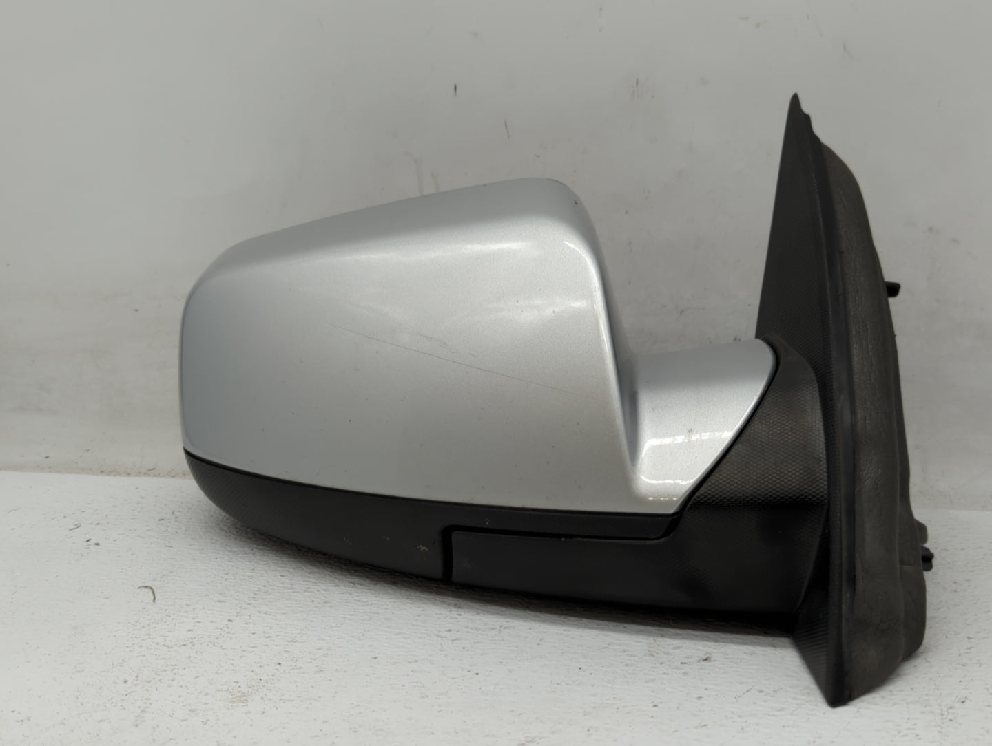 2010-2011 Chevrolet Equinox Passenger Side View Mirror - Right Door Mirror OEM Used - Oemusedautoparts1.com
