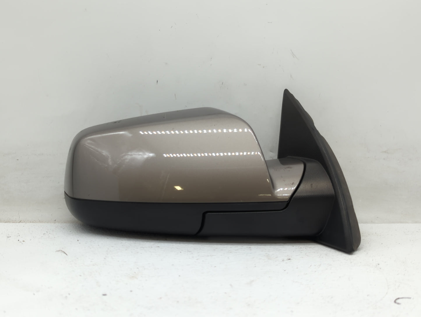 2010-2011 Chevrolet Equinox Passenger Side View Mirror - Right Door Mirror OEM Used - Oemusedautoparts1.com