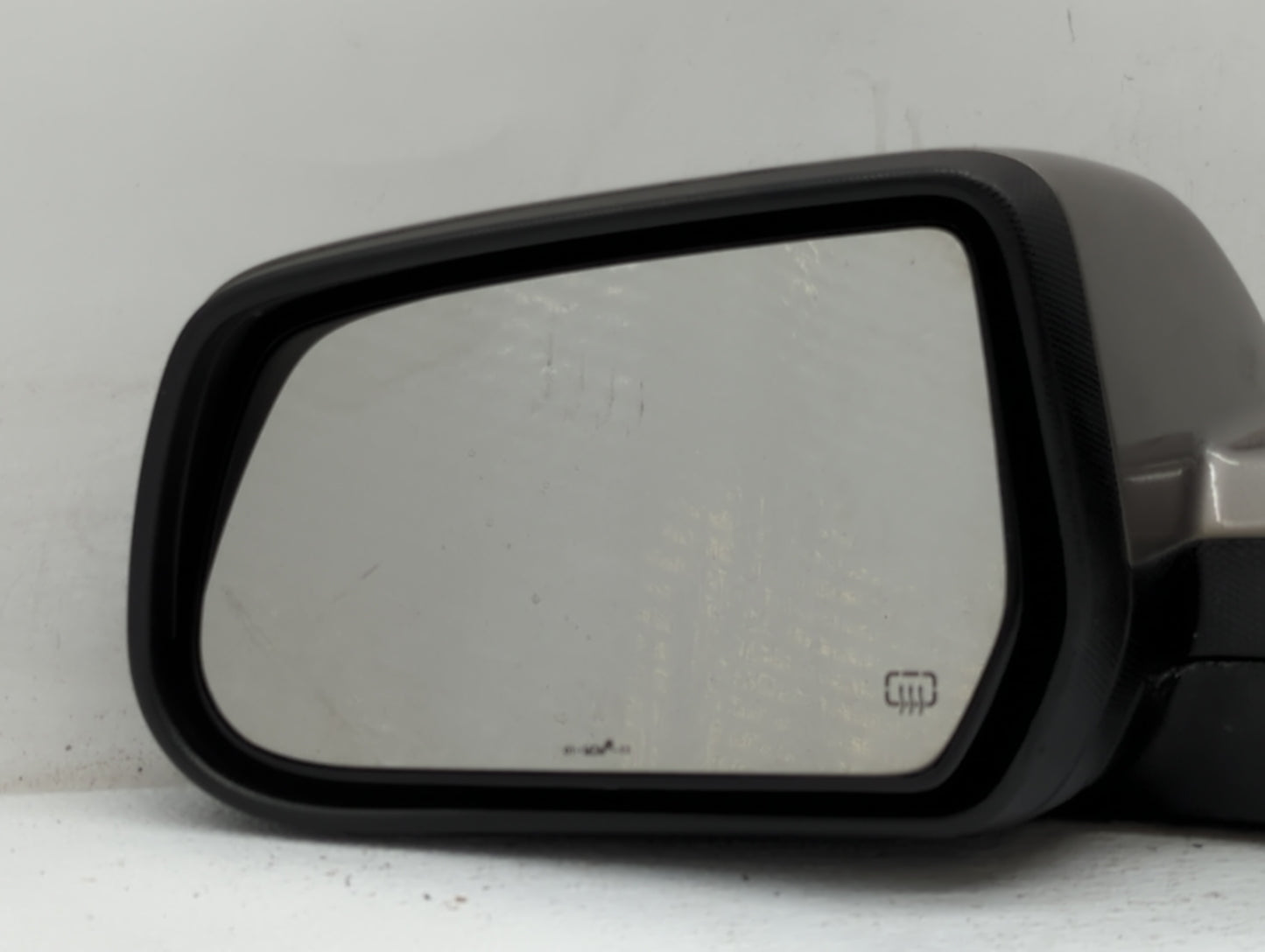 2010-2011 Chevrolet Equinox Driver Side View Mirror - Left Door Mirror OEM Used - Oemusedautoparts1.com