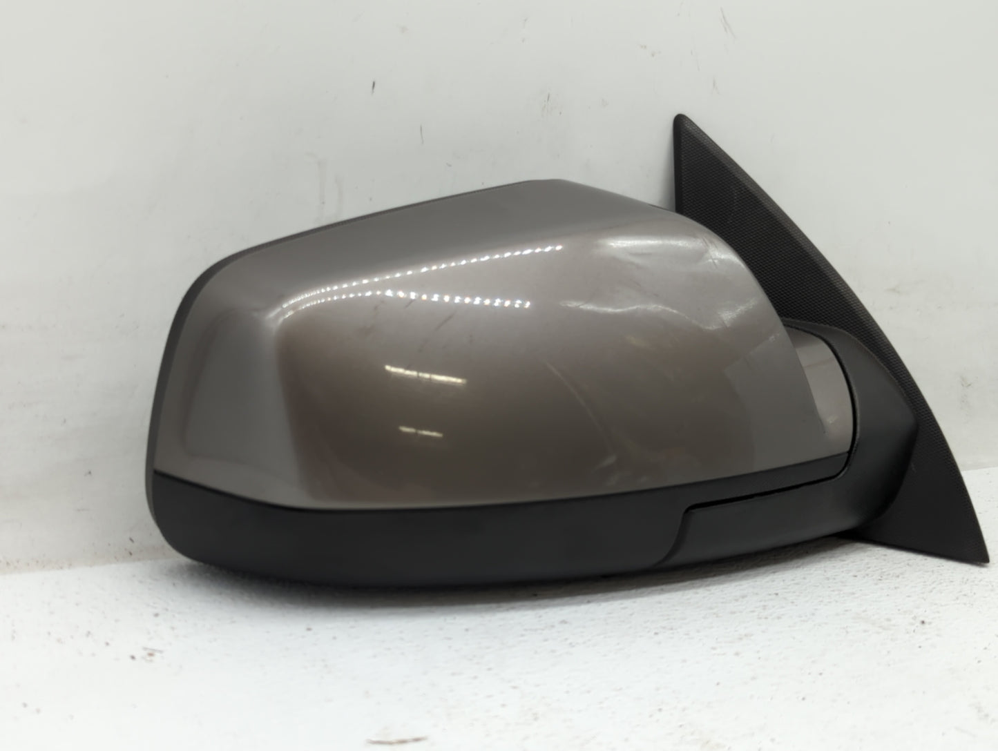 2010-2011 Chevrolet Equinox Passenger Side View Mirror - Right Door Mirror OEM Used - Oemusedautoparts1.com