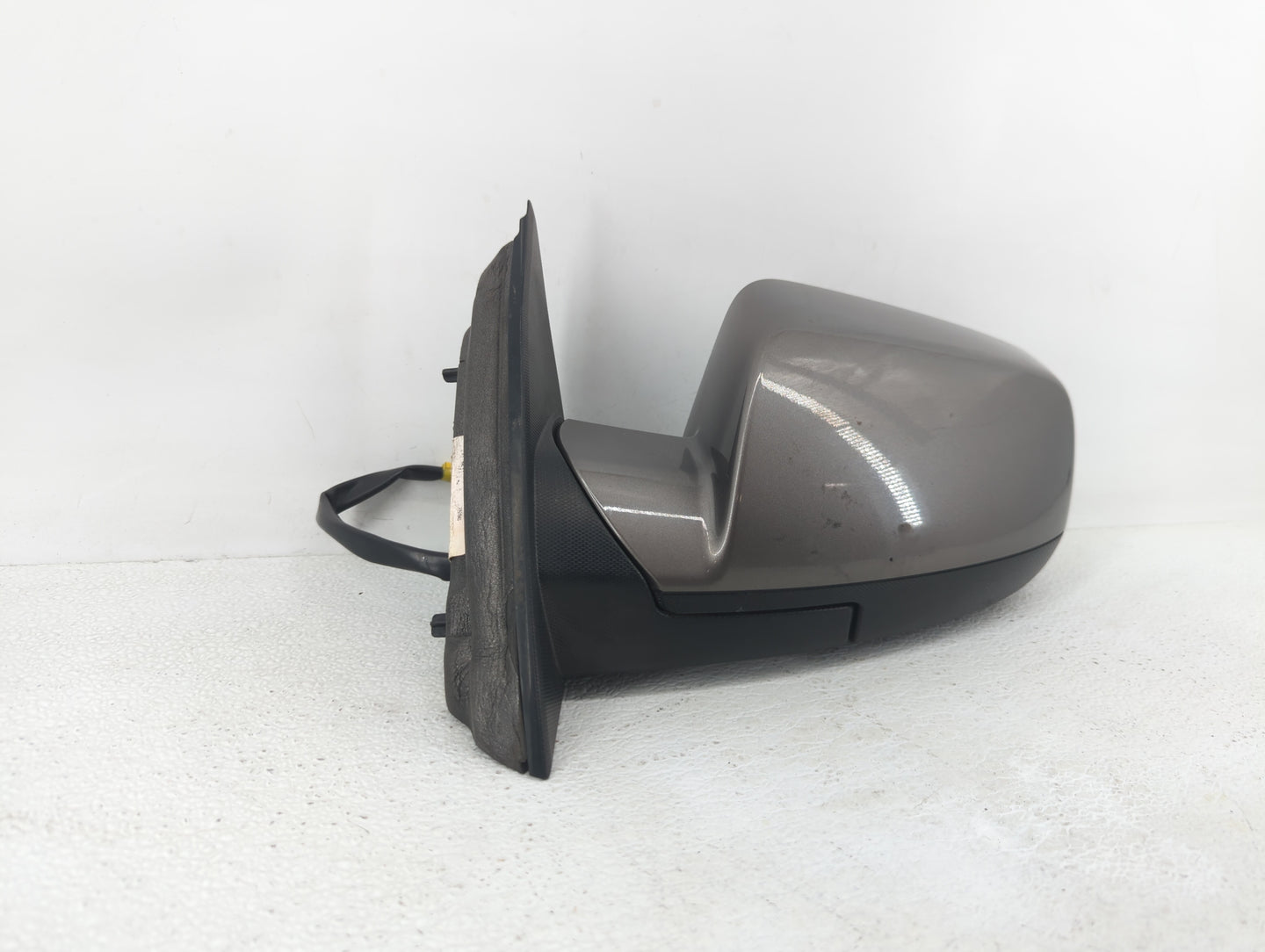 2010-2011 Chevrolet Equinox Driver Side View Mirror - Left Door Mirror OEM Used - Oemusedautoparts1.com