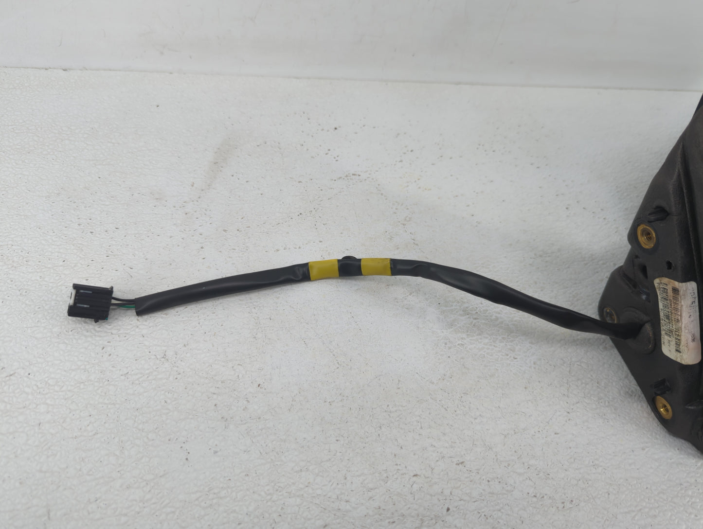 2010-2011 Chevrolet Equinox Driver Side View Mirror - Left Door Mirror OEM Used - Oemusedautoparts1.com