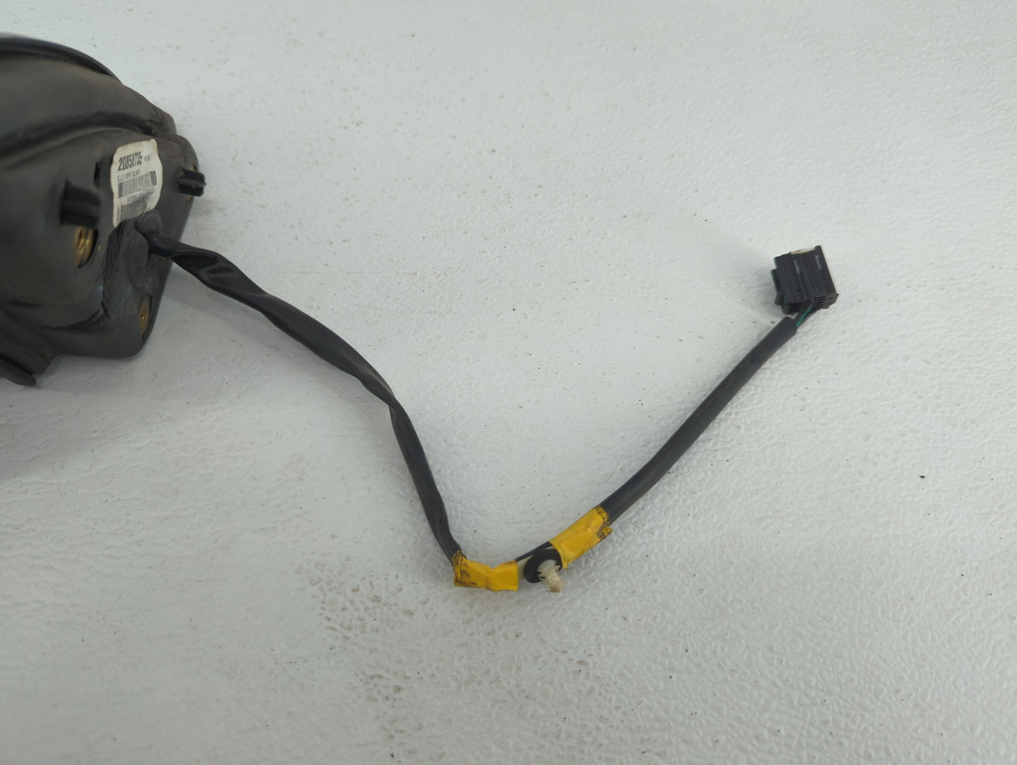 2010-2011 Chevrolet Equinox Driver Side View Mirror - Left Door Mirror OEM Used - Oemusedautoparts1.com
