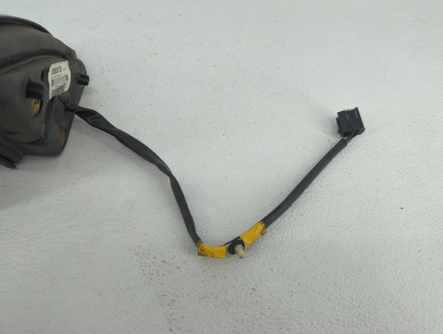 2010-2011 Chevrolet Equinox Driver Side View Mirror - Left Door Mirror OEM Used - Oemusedautoparts1.com