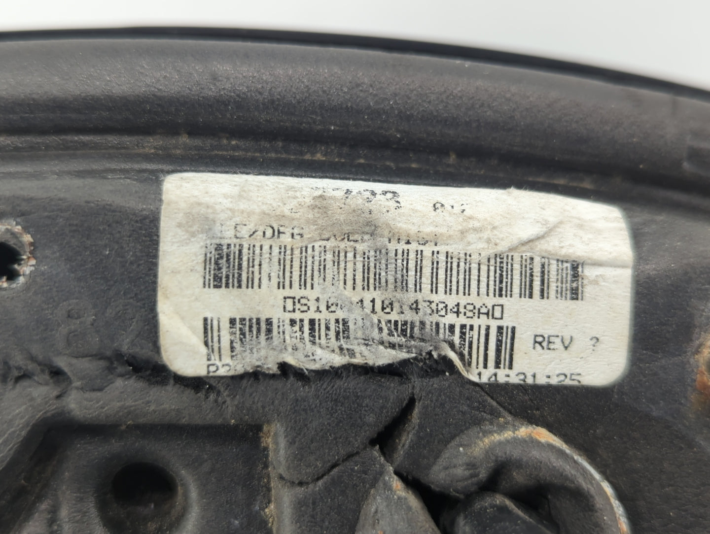2010-2011 Chevrolet Equinox Driver Side View Mirror - Left Door Mirror OEM Used - Oemusedautoparts1.com