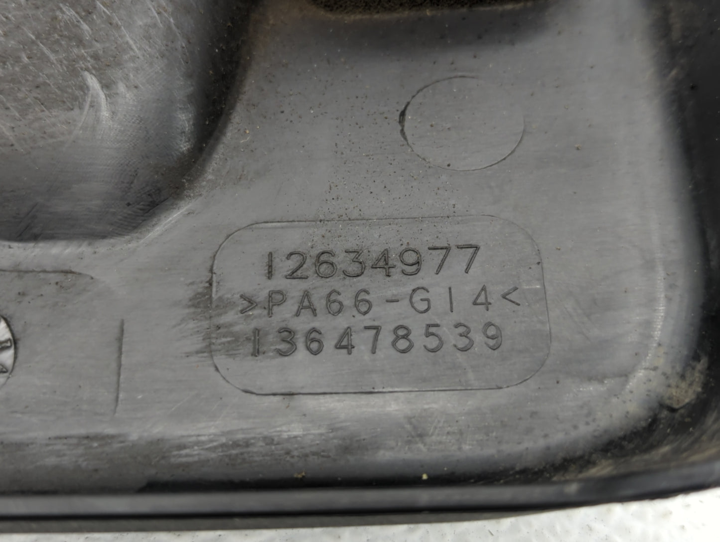 2011 Chevrolet Equinox Engine Cover - Oemusedautoparts1.com