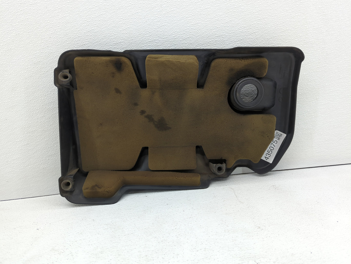 2011 Chevrolet Equinox Engine Cover - Oemusedautoparts1.com