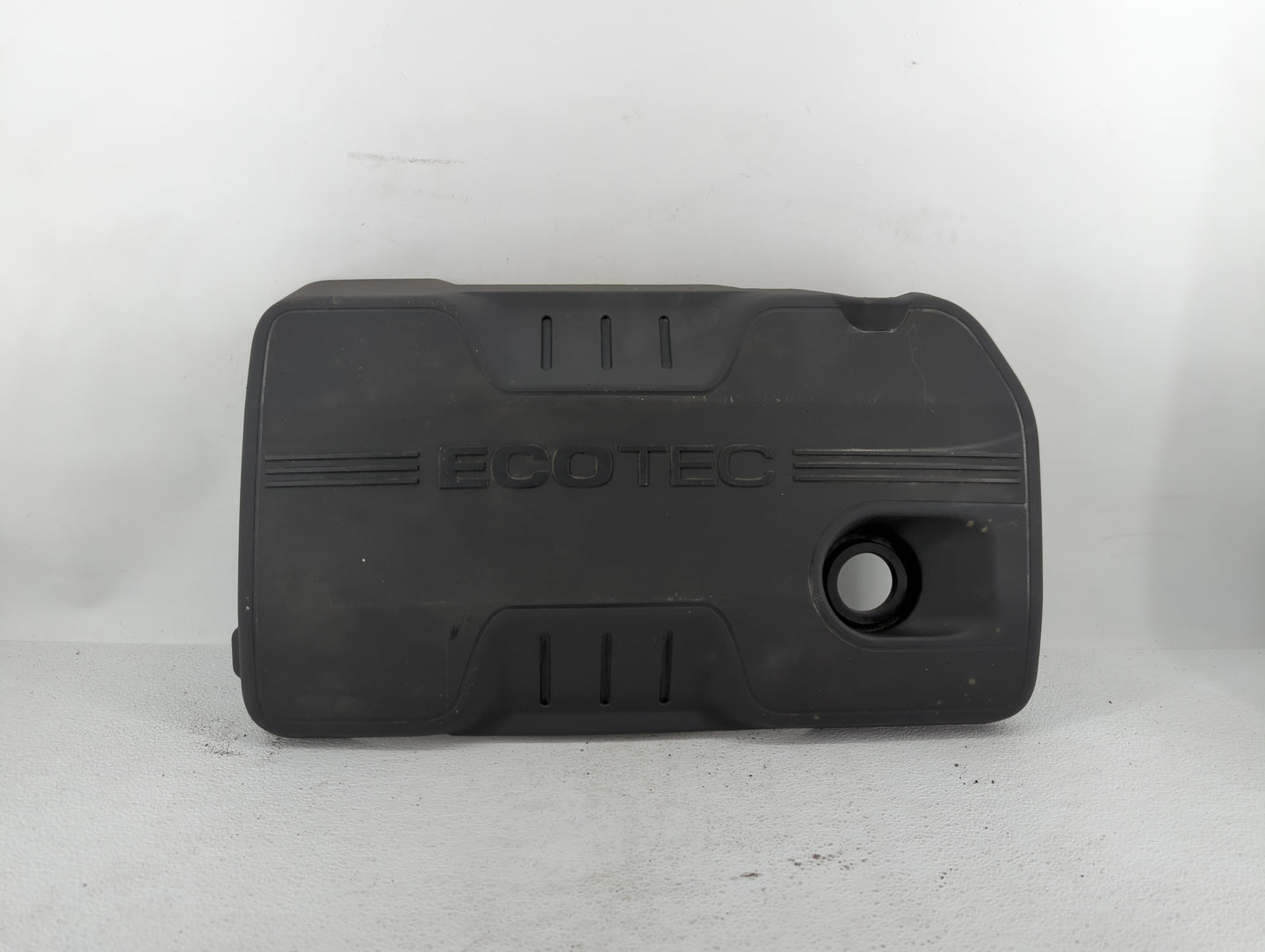 2011 Chevrolet Equinox Engine Cover - Oemusedautoparts1.com