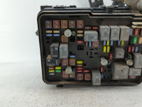 2011 Chevrolet Equinox Fusebox Fuse Box Panel Relay Module P/N:20899627 20899629 Fits OEM Used Auto Parts - Oemusedautoparts