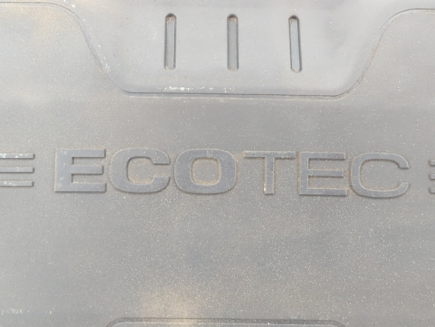 2011 Chevrolet Equinox Engine Cover - Oemusedautoparts1.com