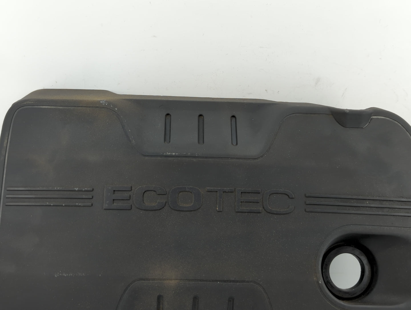 2011 Chevrolet Equinox Engine Cover - Oemusedautoparts1.com