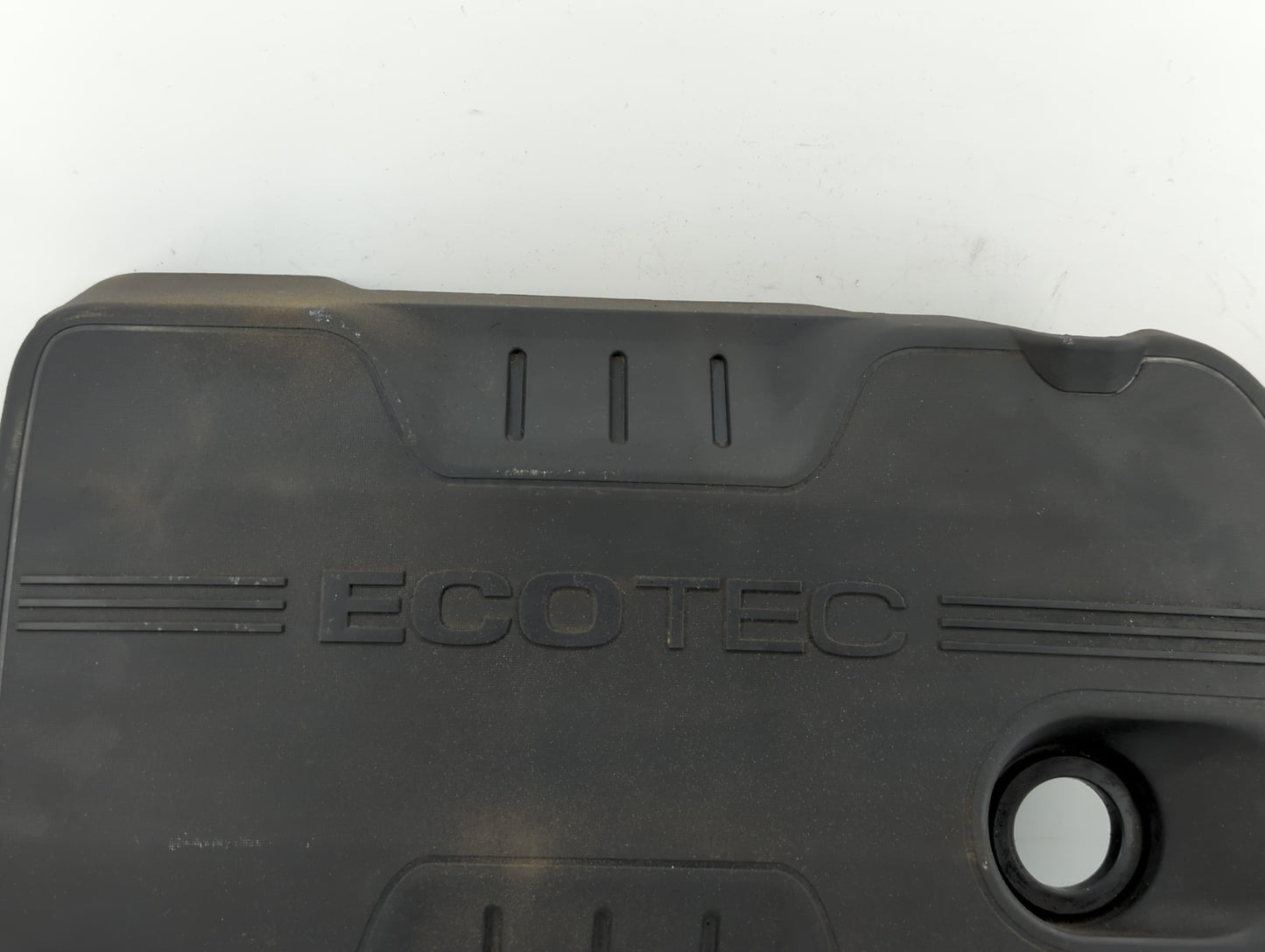 2011 Chevrolet Equinox Engine Cover - Oemusedautoparts1.com