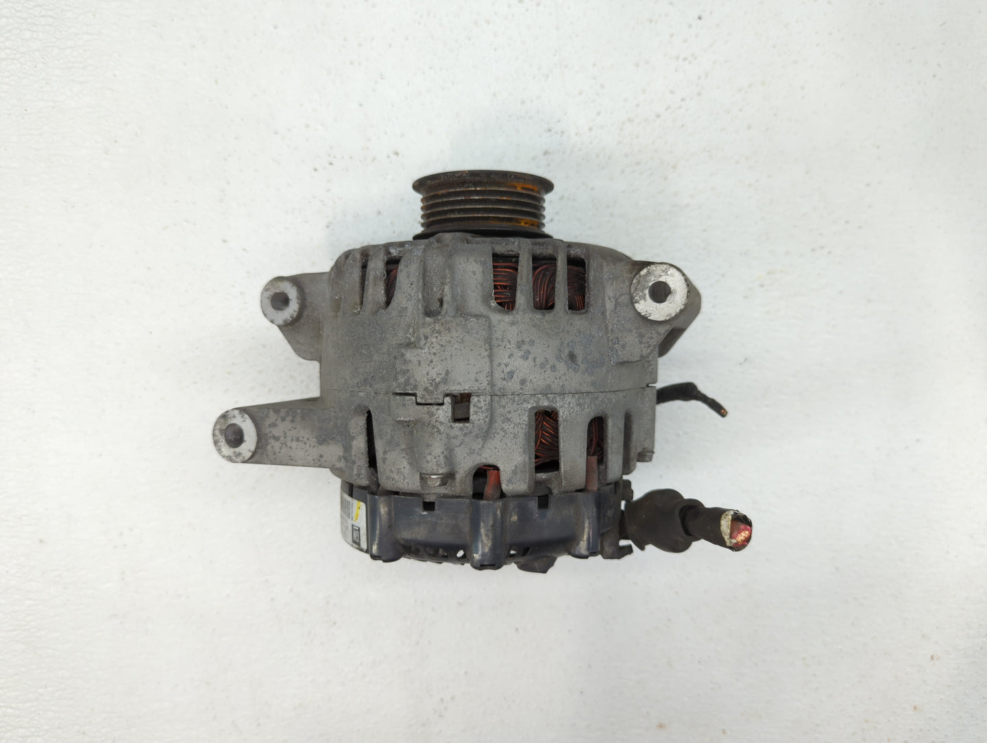 2010-2017 Chevrolet Equinox Alternator Replacement Generator Charging Assembly Engine OEM P/N:13500315 13588328 Fits OEM Use