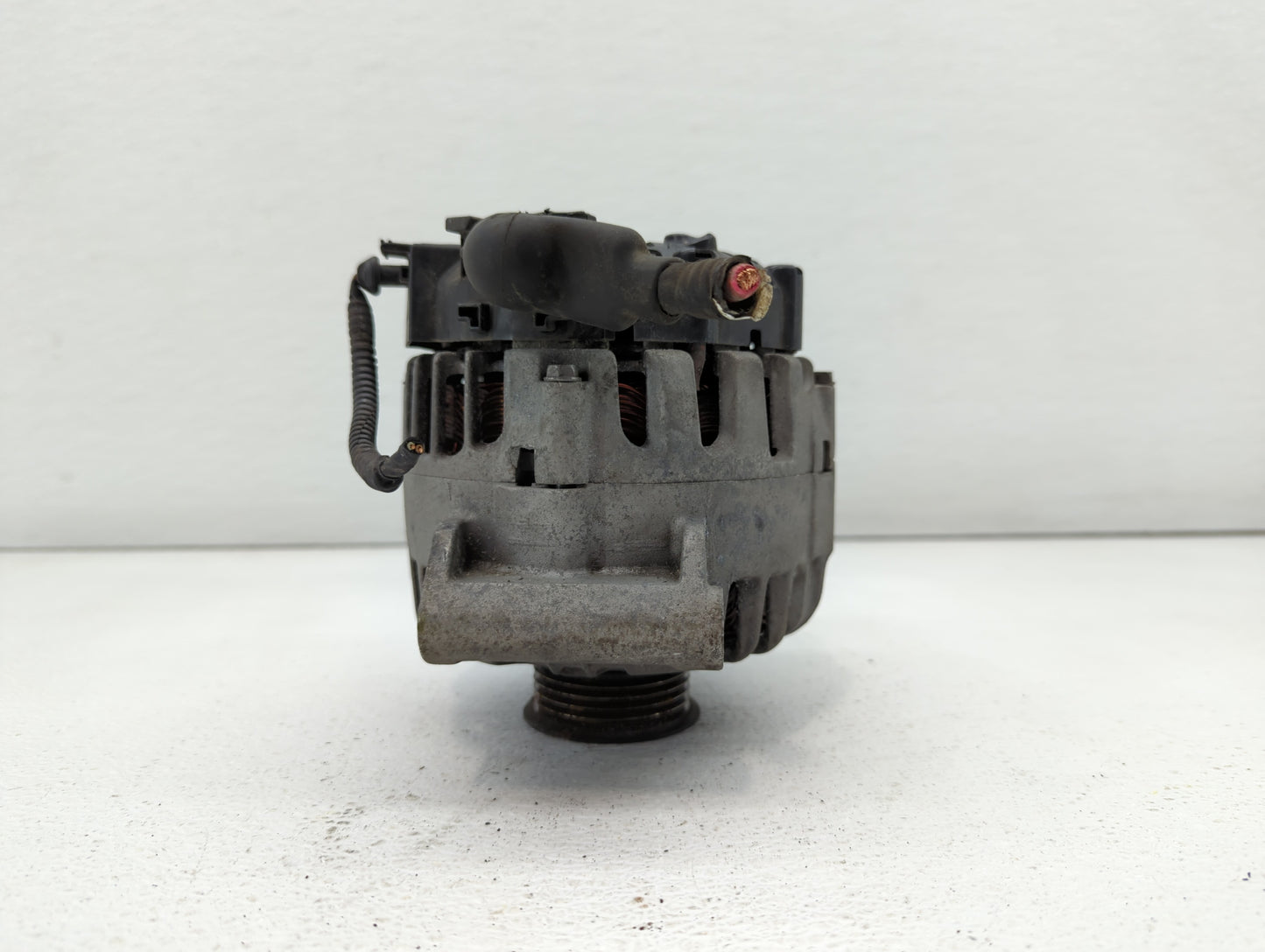 2010-2017 Chevrolet Equinox Alternator Replacement Generator Charging Assembly Engine OEM P/N:13500315 13588328 Fits OEM Use