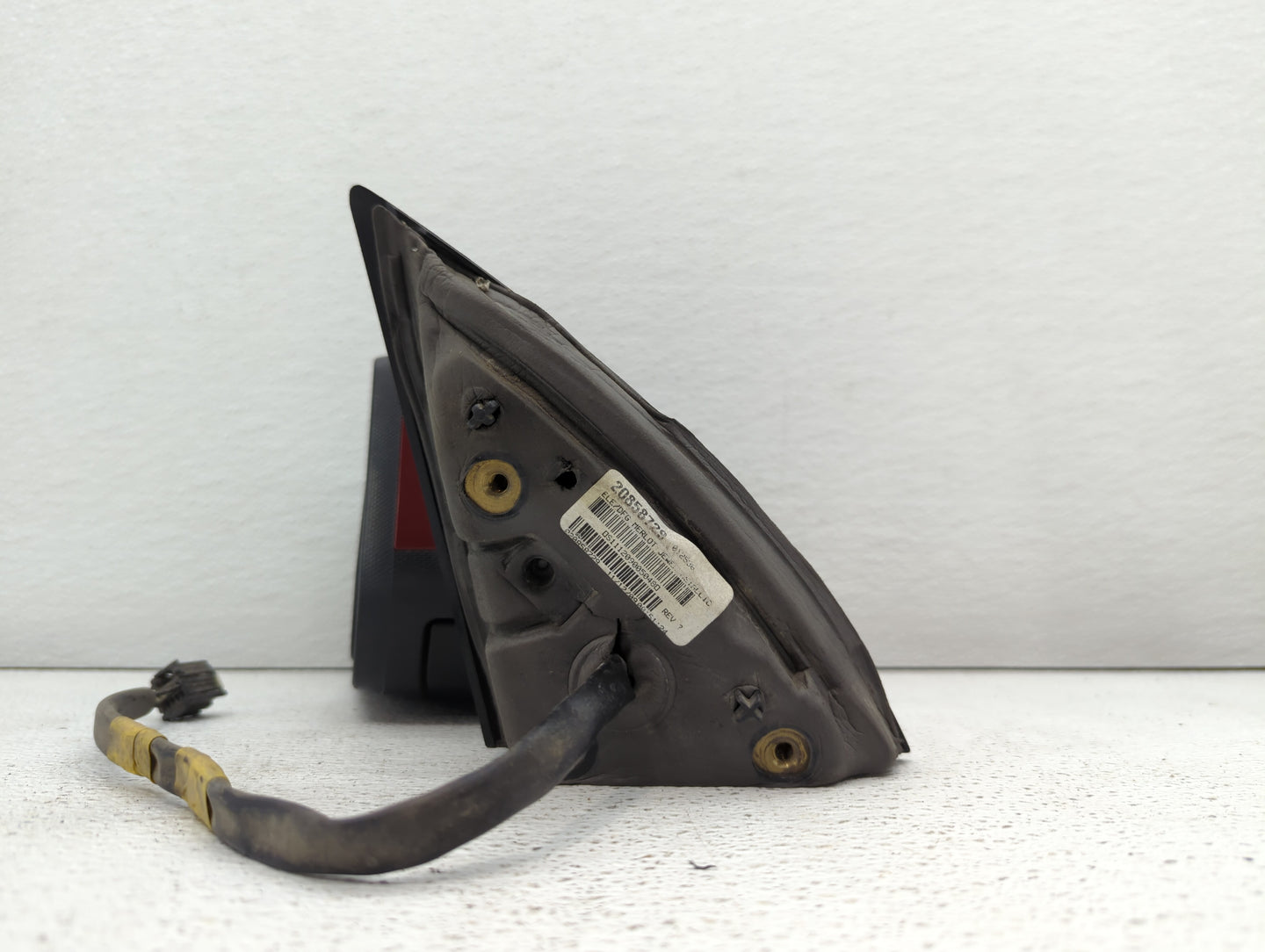 2010-2011 Chevrolet Equinox Driver Side View Mirror - Left Door Mirror OEM Used - Oemusedautoparts1.com