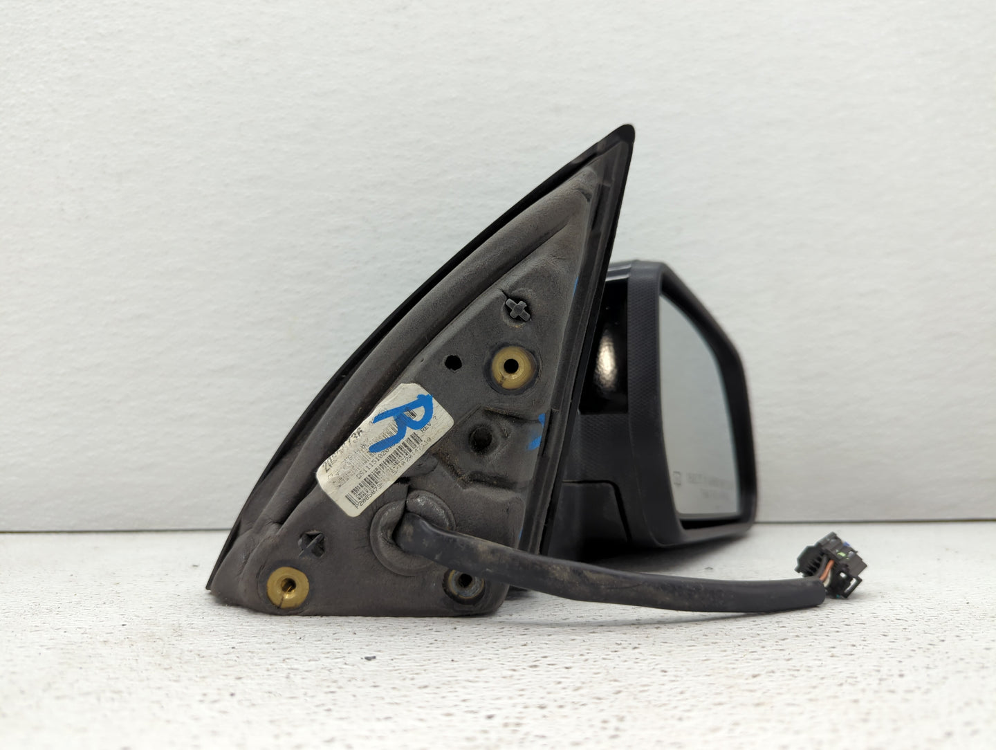 2010-2011 Chevrolet Equinox Passenger Side View Mirror - Right Door Mirror OEM Used - Oemusedautoparts1.com