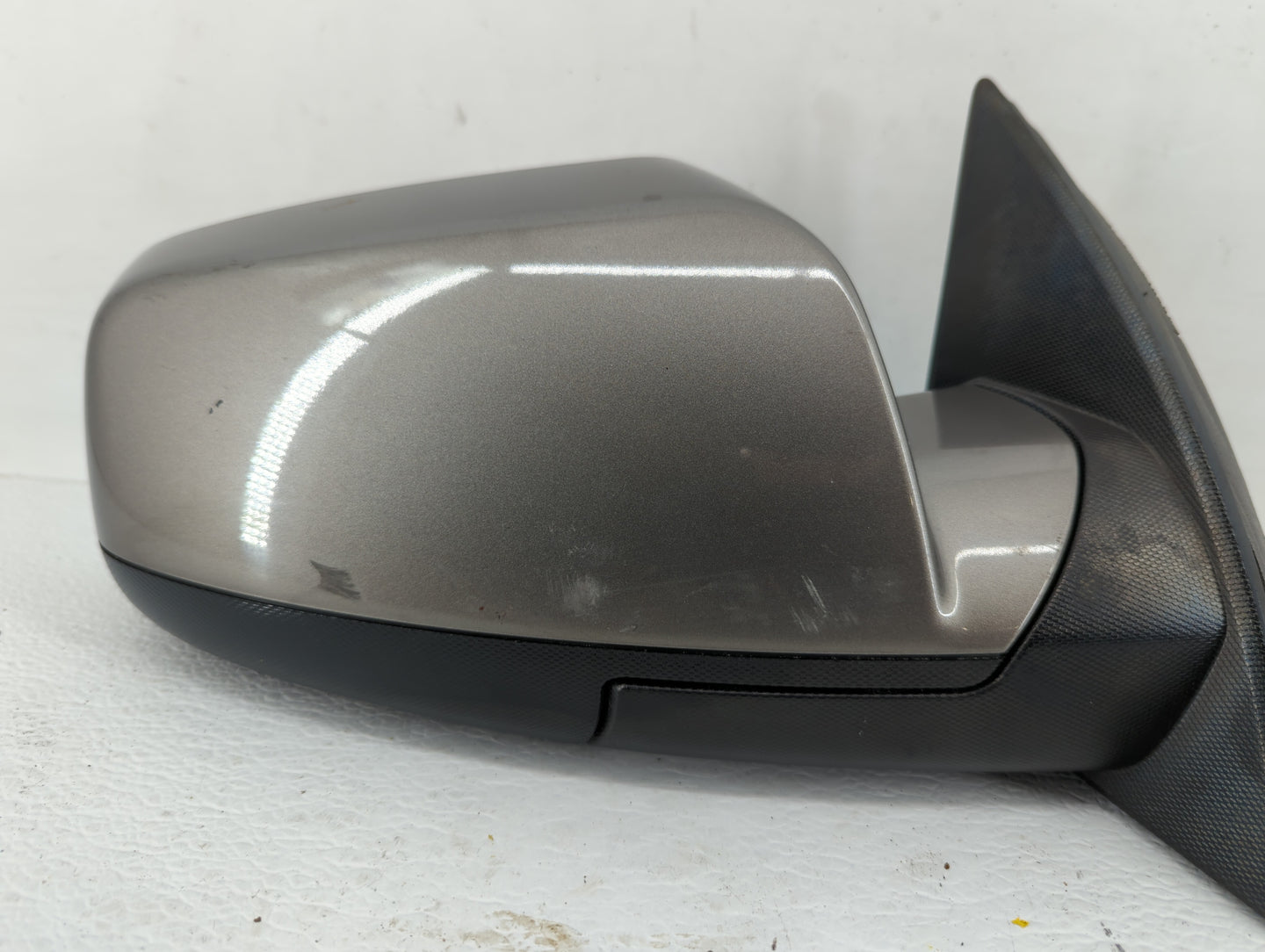 2010-2011 Chevrolet Equinox Passenger Side View Mirror - Right Door Mirror OEM Used - Oemusedautoparts1.com