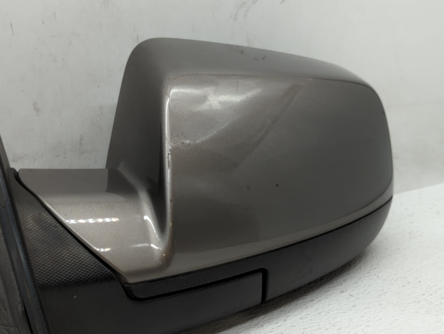 2010-2011 Chevrolet Equinox Driver Side View Mirror - Left Door Mirror OEM Used - Oemusedautoparts1.com