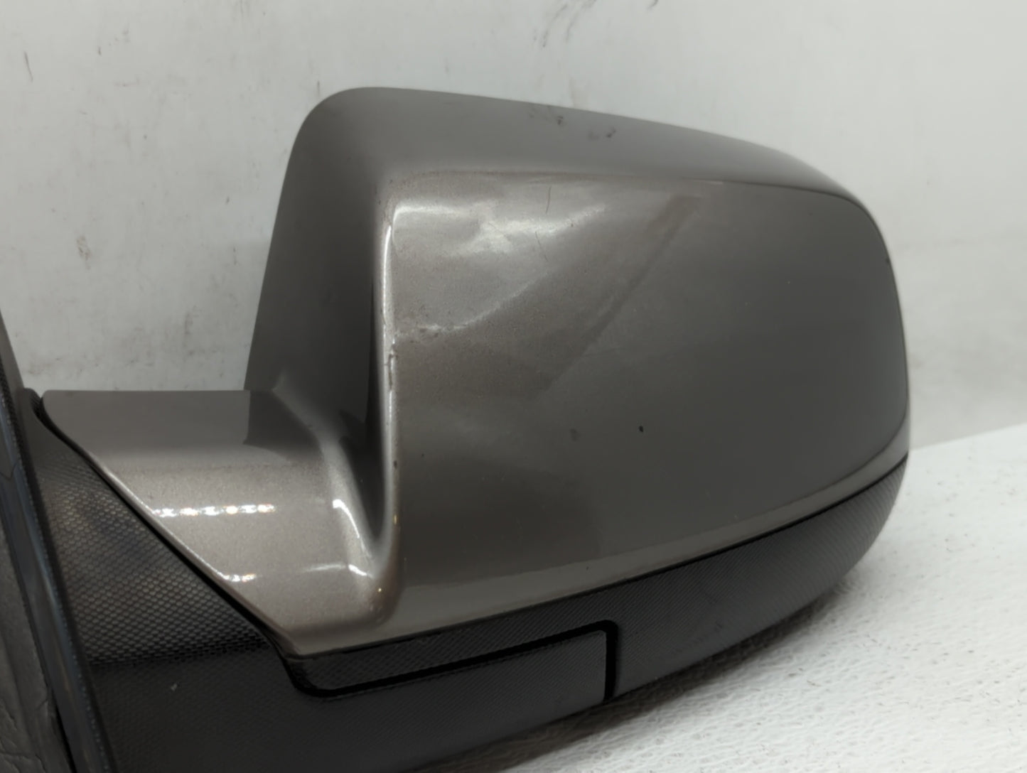 2010-2011 Chevrolet Equinox Driver Side View Mirror - Left Door Mirror OEM Used - Oemusedautoparts1.com