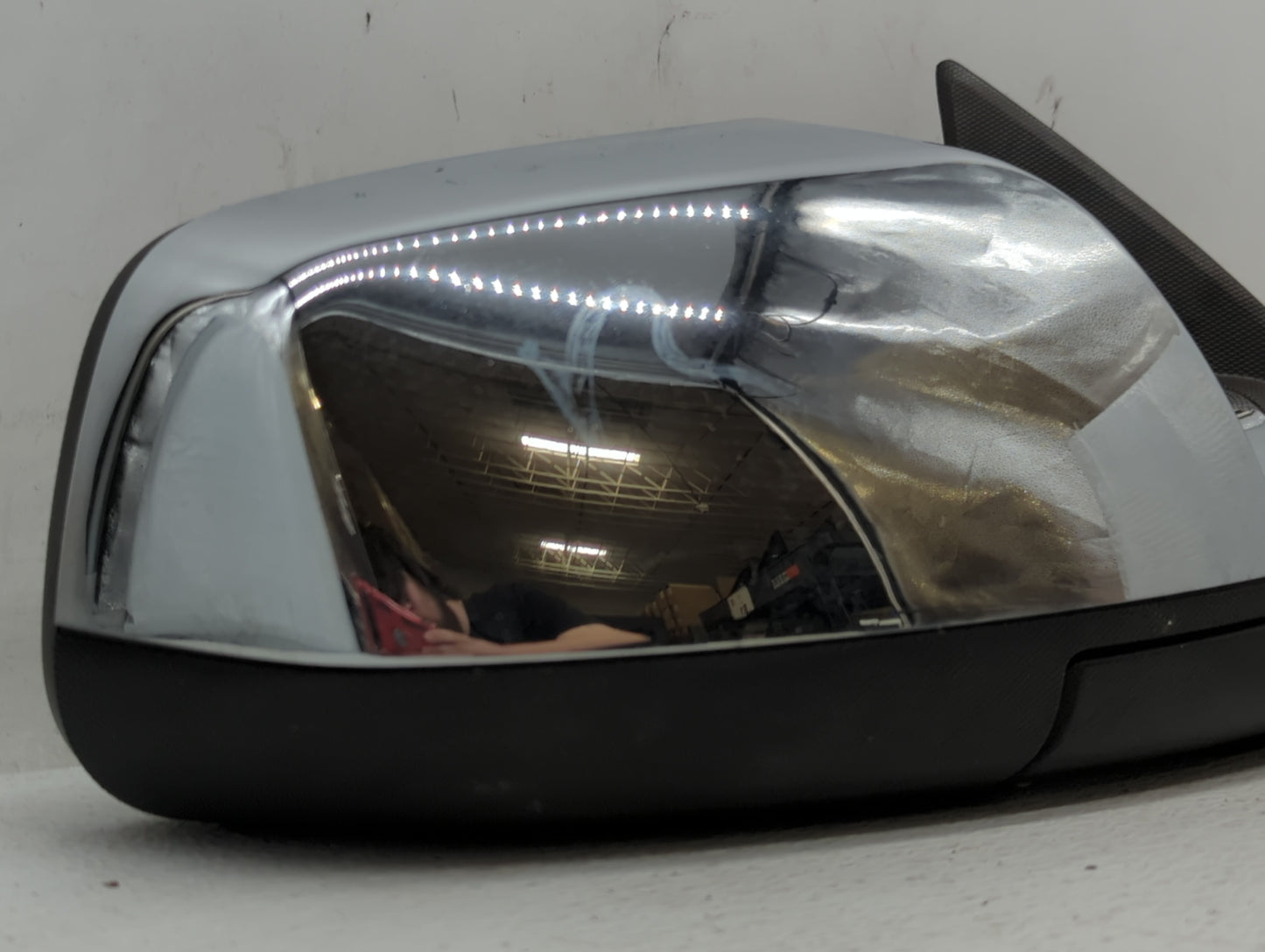 2010-2011 Chevrolet Equinox Passenger Side View Mirror - Right Door Mirror OEM Used - Oemusedautoparts1.com