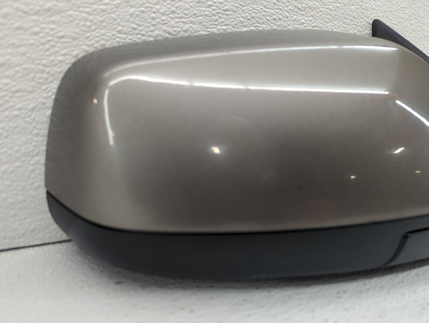 2010-2011 Chevrolet Equinox Passenger Side View Mirror - Right Door Mirror OEM Used - Oemusedautoparts1.com