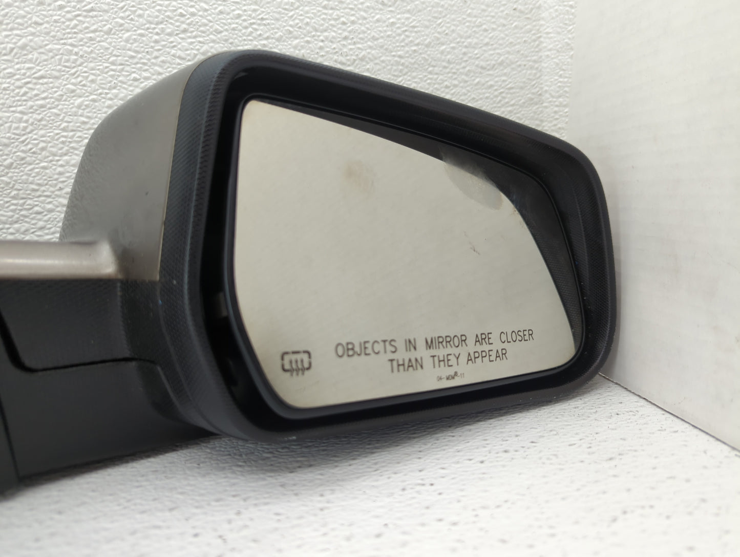2010-2011 Chevrolet Equinox Passenger Side View Mirror - Right Door Mirror OEM Used - Oemusedautoparts1.com