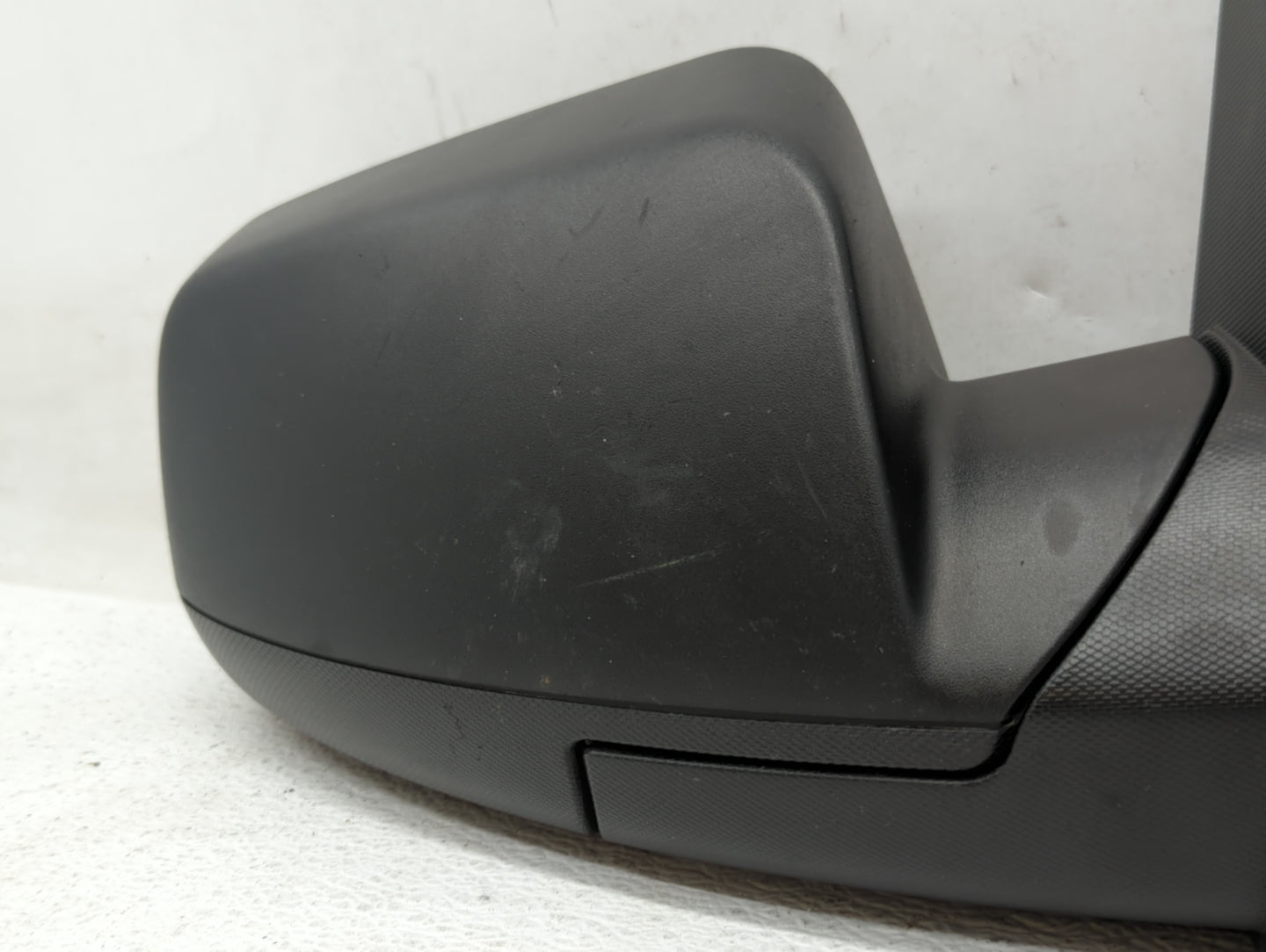 2010-2011 Chevrolet Equinox Passenger Side View Mirror - Right Door Mirror OEM Used - Oemusedautoparts1.com