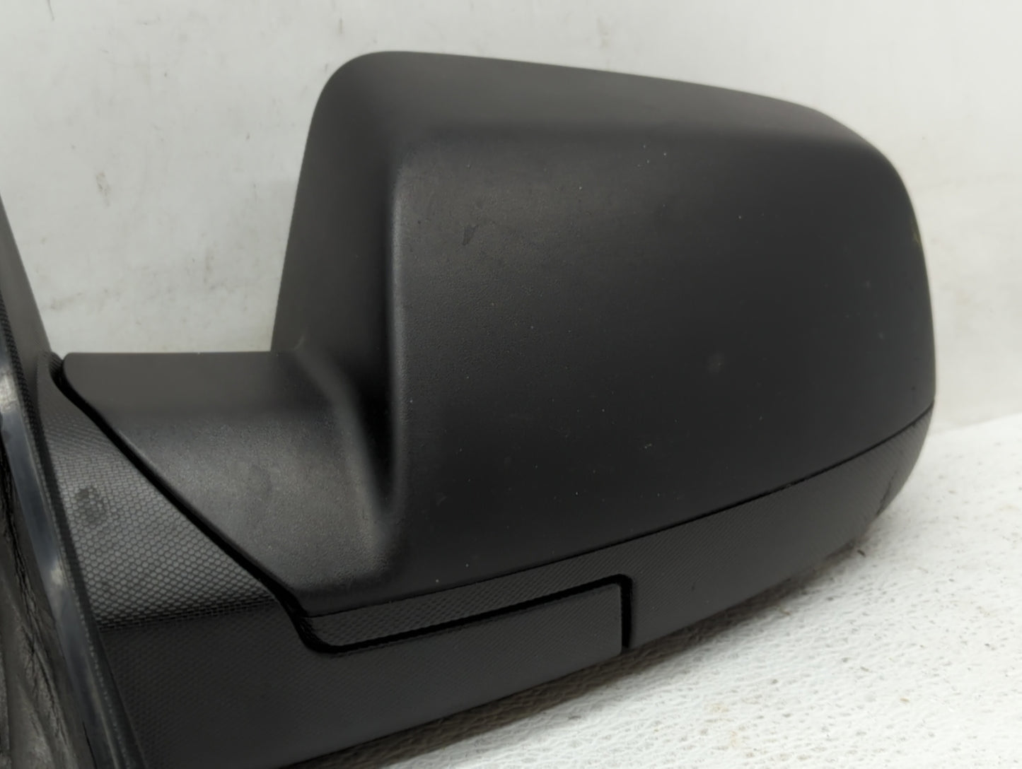 2010-2011 Chevrolet Equinox Driver Side View Mirror - Left Door Mirror OEM Used - Oemusedautoparts1.com