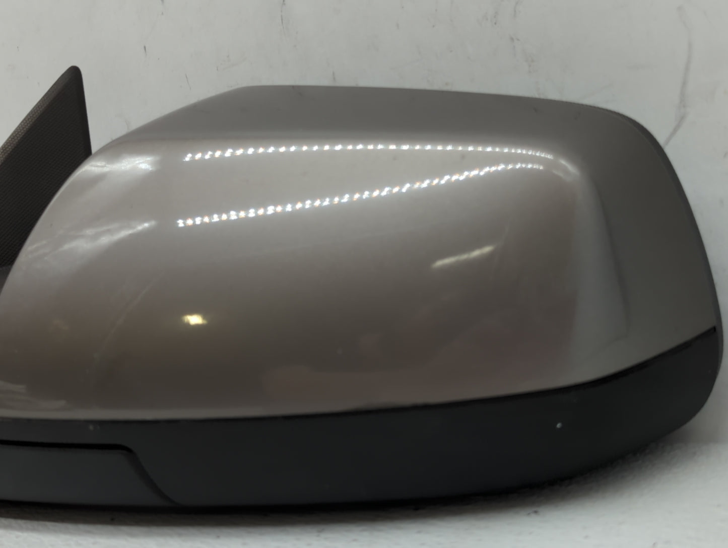 2010-2011 Chevrolet Equinox Driver Side View Mirror - Left Door Mirror OEM Used - Oemusedautoparts1.com