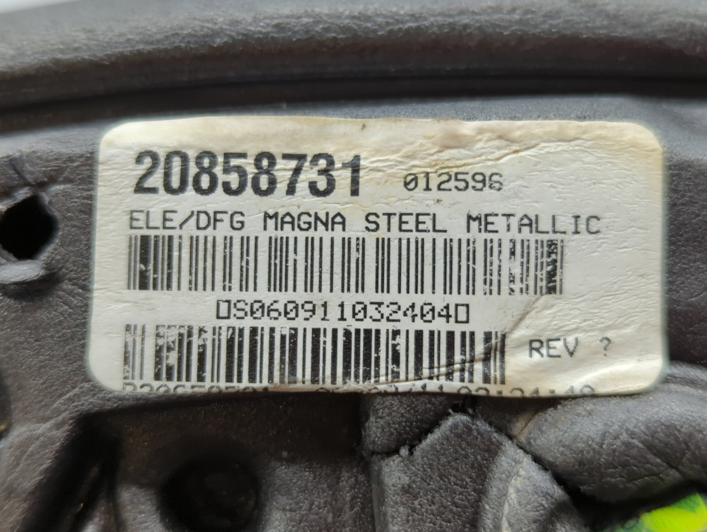 2010-2011 Chevrolet Equinox Driver Side View Mirror - Left Door Mirror OEM Used - Oemusedautoparts1.com