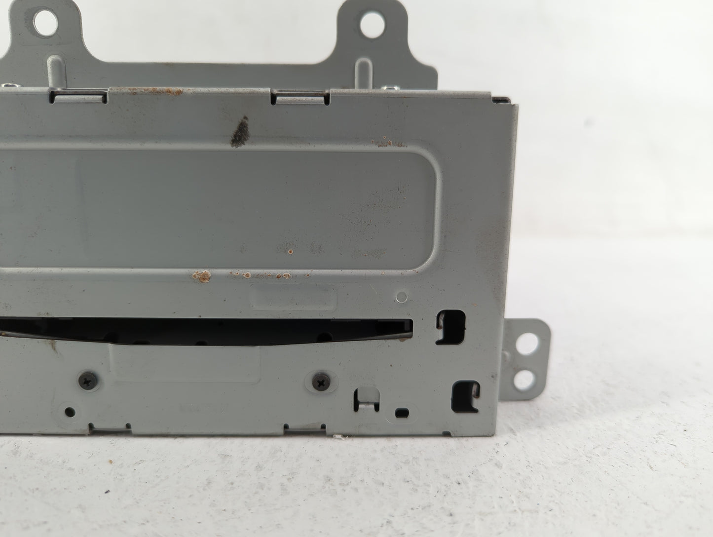 2011-2012 Chevrolet Equinox Radio AM FM Cd Player Receiver Replacement P/N:20983516 Fits Fits 2010 2011 2012 OEM Used Auto P