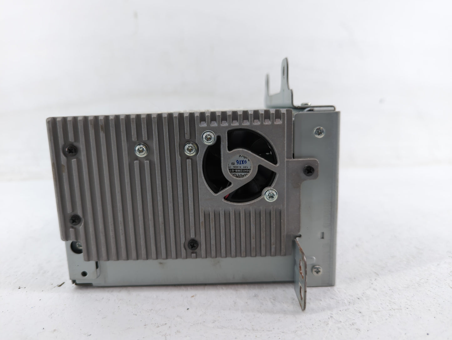 2011-2012 Chevrolet Equinox Radio AM FM Cd Player Receiver Replacement P/N:20983516 Fits Fits 2010 2011 2012 OEM Used Auto P