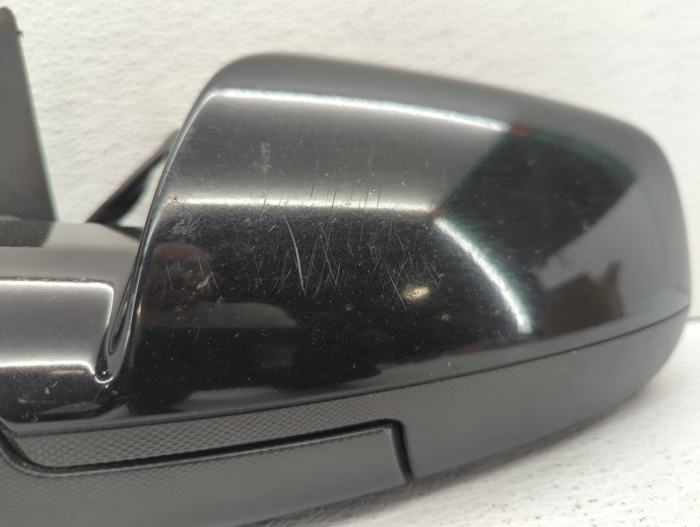 2010-2011 Chevrolet Equinox Driver Side View Mirror - Left Door Mirror OEM Used - Oemusedautoparts1.com