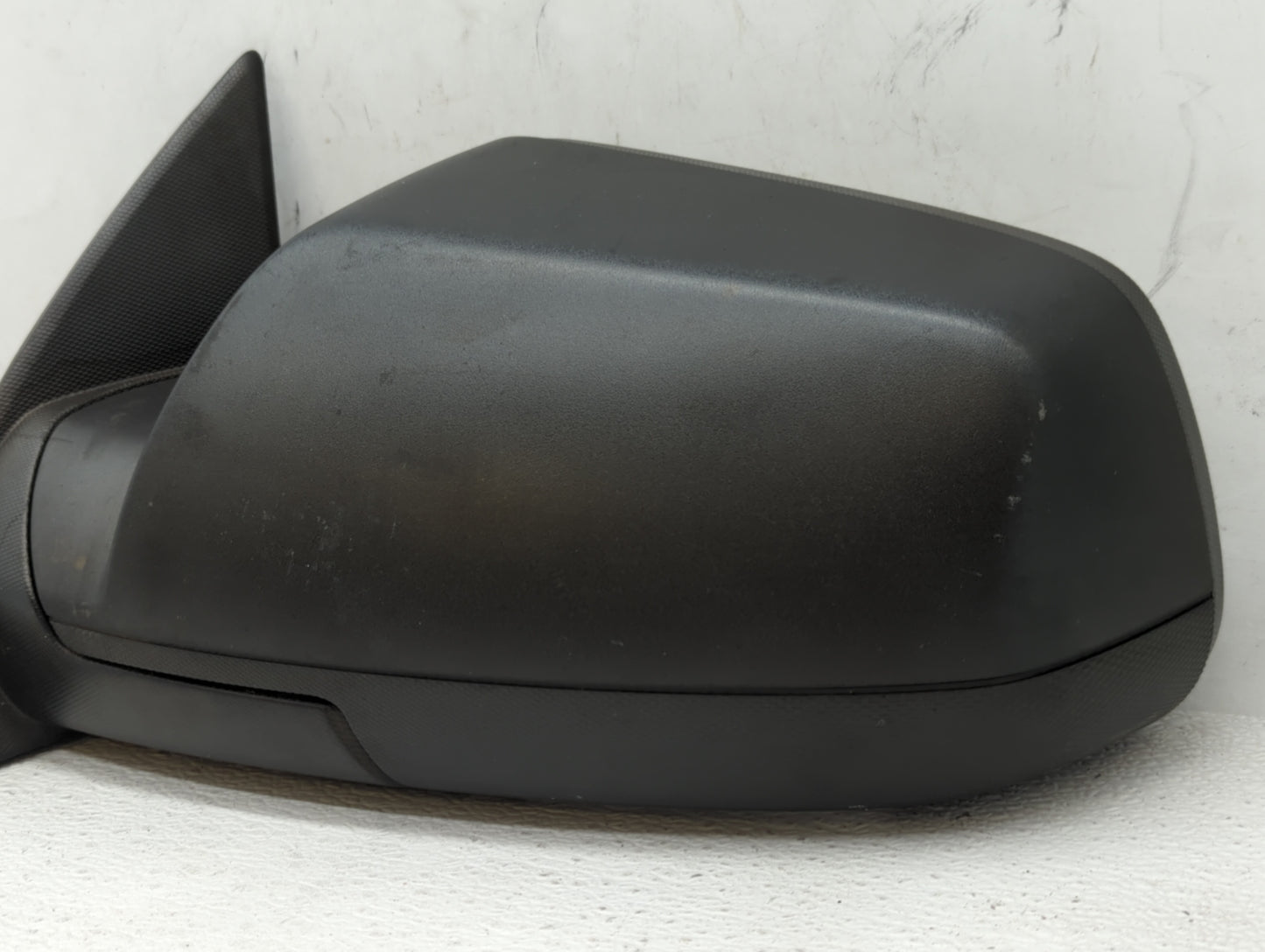 2010-2011 Chevrolet Equinox Driver Side View Mirror - Left Door Mirror OEM Used - Oemusedautoparts1.com