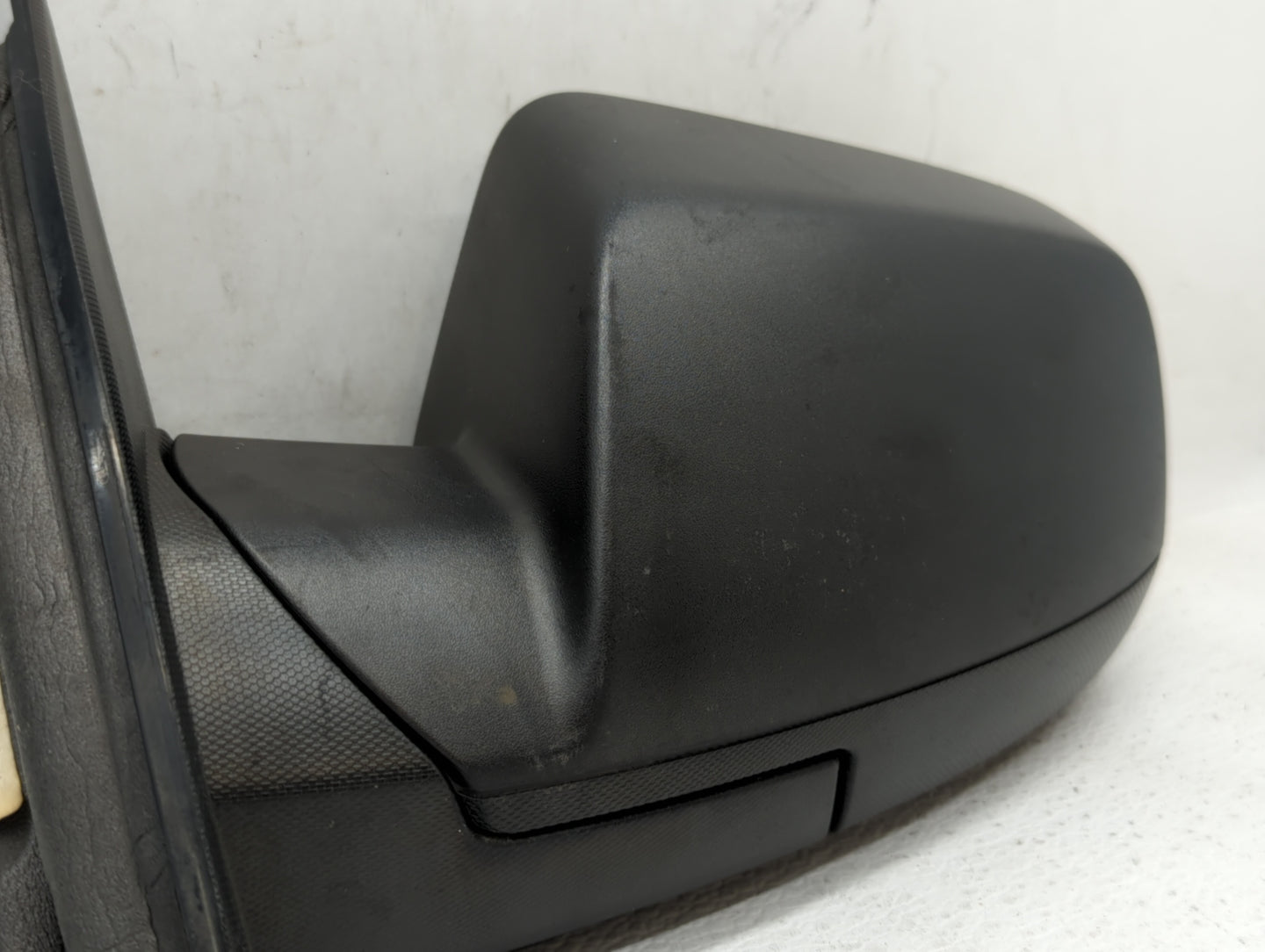 2010-2011 Chevrolet Equinox Driver Side View Mirror - Left Door Mirror OEM Used - Oemusedautoparts1.com