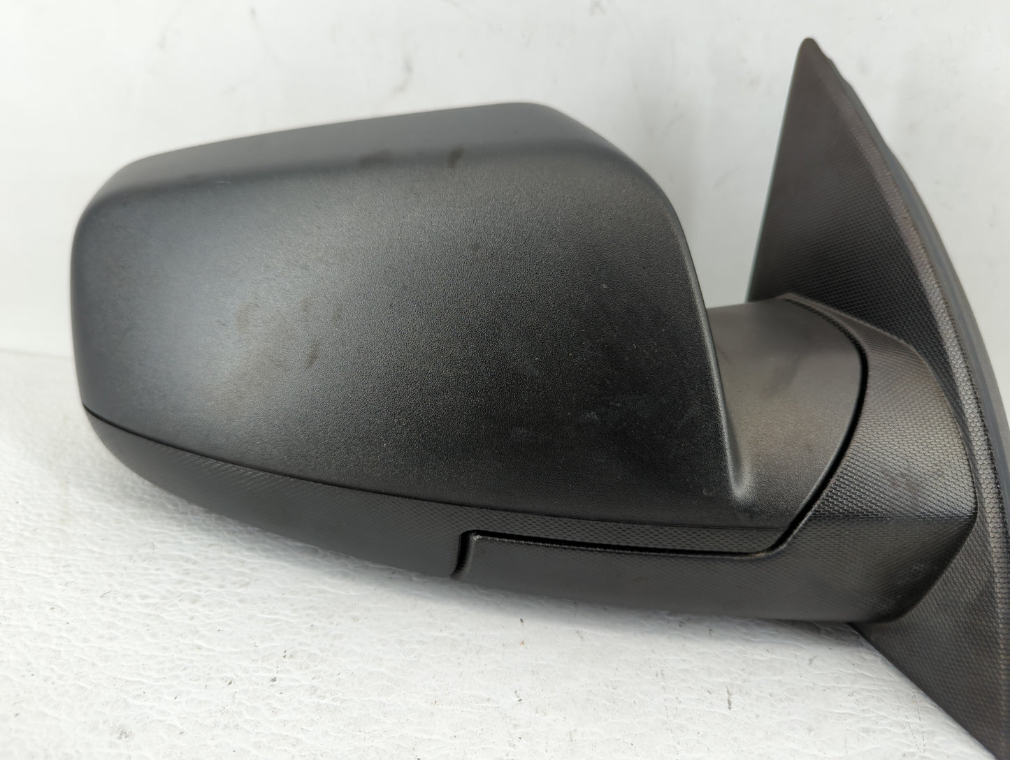 2010-2011 Chevrolet Equinox Passenger Side View Mirror - Right Door Mirror OEM Used - Oemusedautoparts1.com